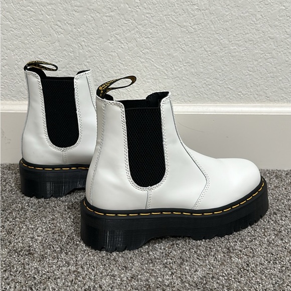 Doc Marten Platform Chelsea Boots - Picture 1 of 5